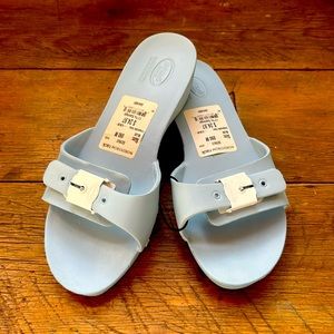 NWT Dr. Scholl’s light blue slides size 9
